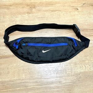 Nike Men's Black and Blue Belt Bag
